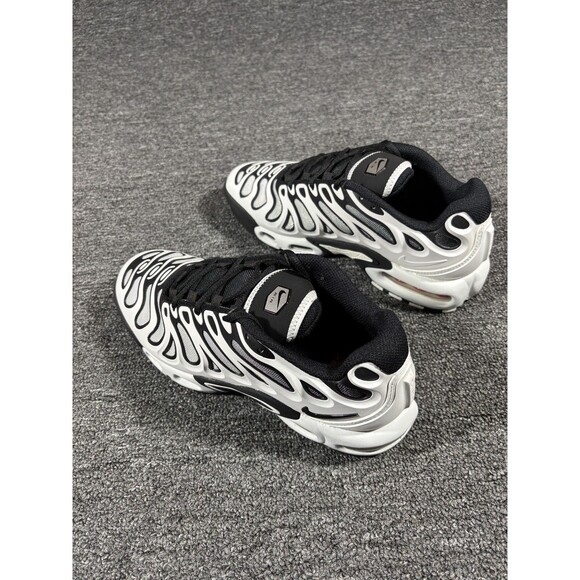 Nike Air Max Plus Drift Black White Panda Running Sneakers FV4081-102 Womens 8.5 - Picture 4 of 12